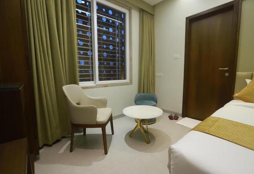 Hotel Riddhi Executive Latur