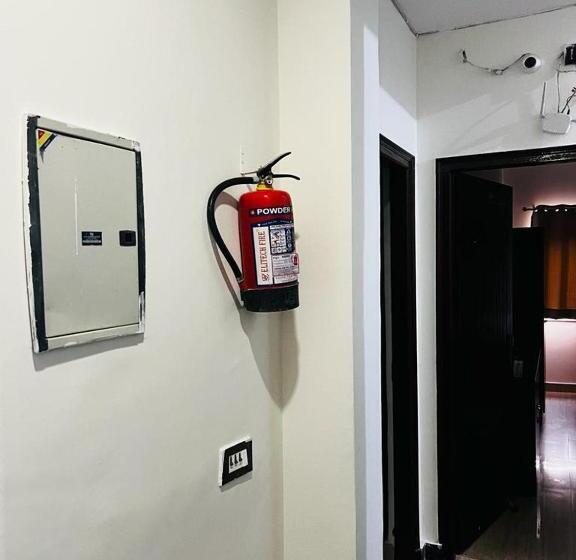 בית מלון כפרי Rk Residency