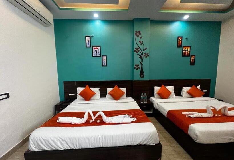 בית מלון כפרי Rk Residency