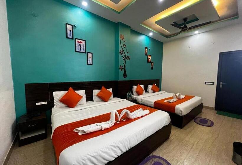 בית מלון כפרי Rk Residency