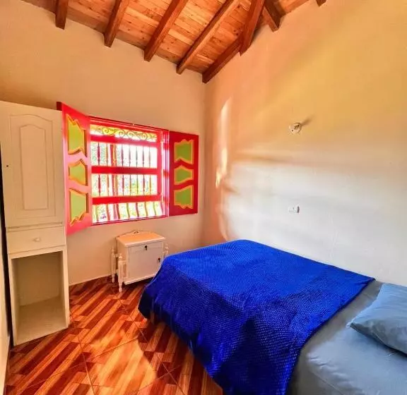 ペンション Residencia Artistica Y Hostal Los Colores