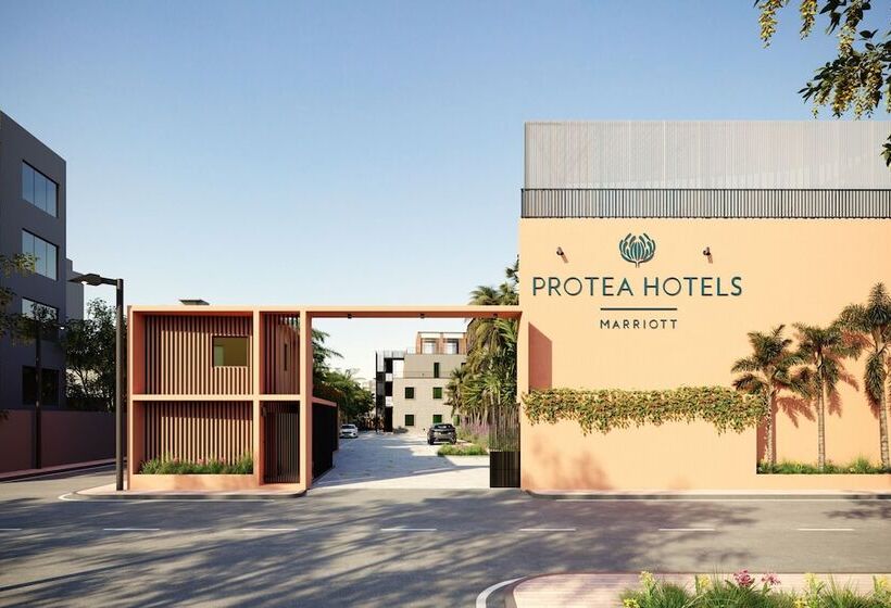 Protea Hotel By Marriott Luanda