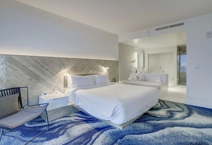 The Marriott W Fort Lauderdale Suite 1907