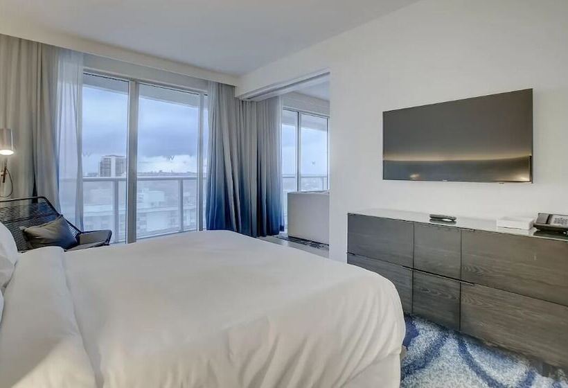 The Marriott W Fort Lauderdale Suite 1907