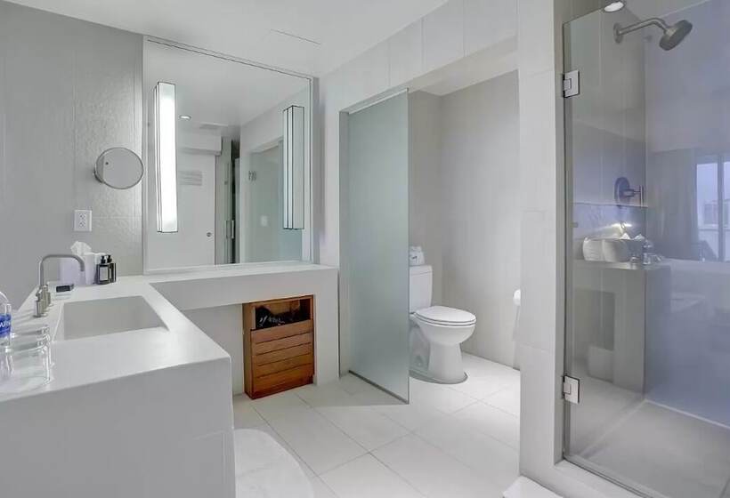The Marriott W Fort Lauderdale Suite 1907