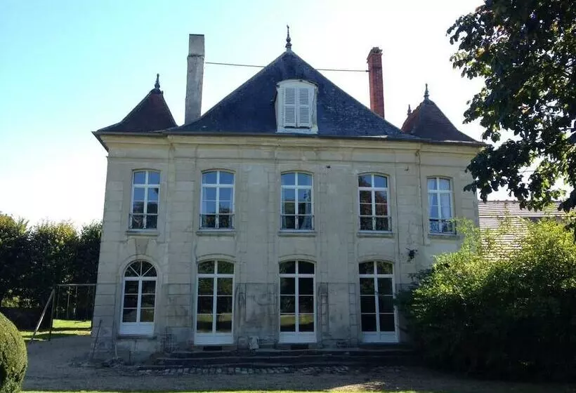 Aamiaismajoitus (B&B) Ferme De La Vallière