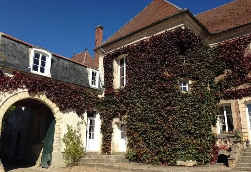 Aamiaismajoitus (B&B) Ferme De La Vallière