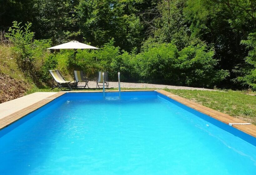 مبيت وإفطار La Bergerie Du Bois Joannin 1497 Route Des Fleuriats