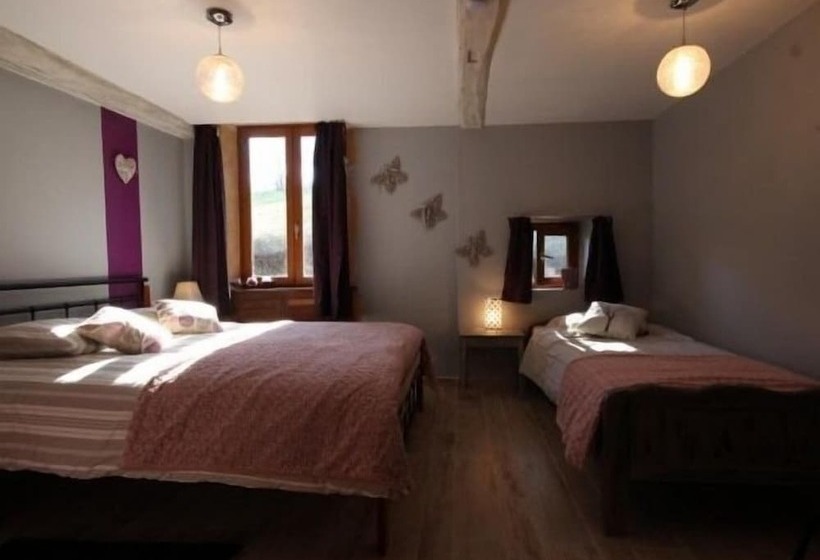 مبيت وإفطار La Bergerie Du Bois Joannin 1497 Route Des Fleuriats