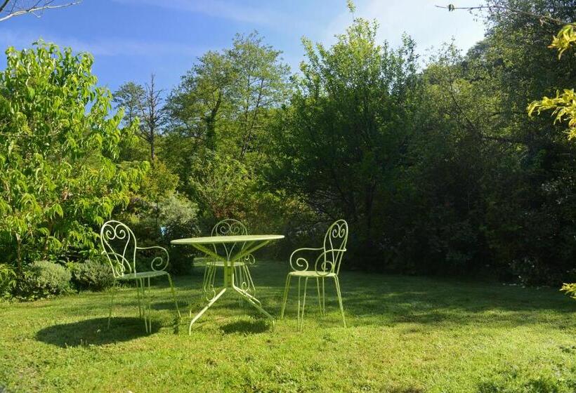 צימר Le Domaine Du Pont Canon