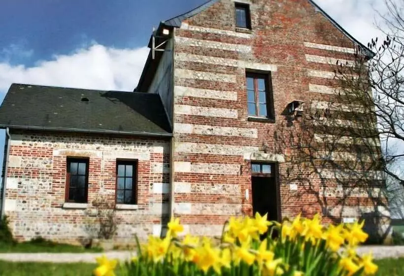 ベッドアンドブレックファースト Le Petit Manoir De La Vernelle