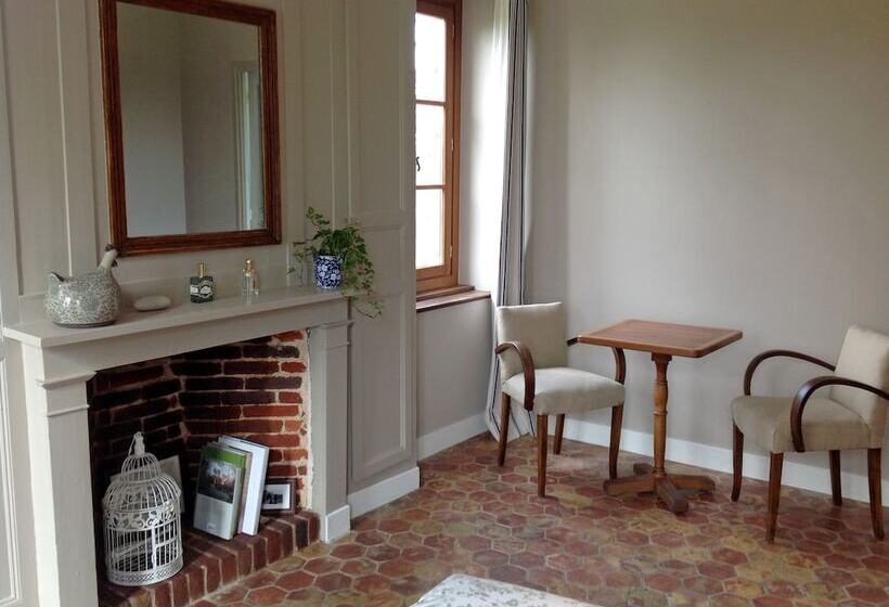 צימר Le Petit Manoir De La Vernelle