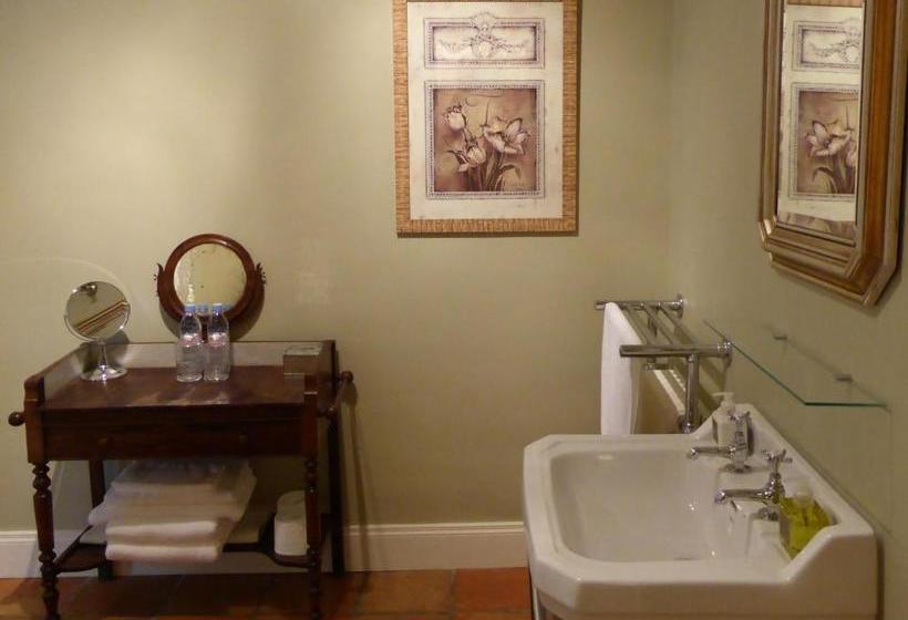 مبيت وإفطار Sainte Hélène Chambres D Hôtes & Appartement