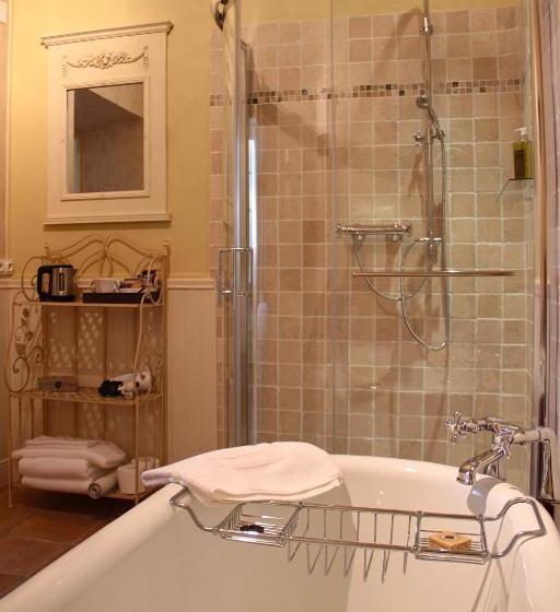 مبيت وإفطار Sainte Hélène Chambres D Hôtes & Appartement