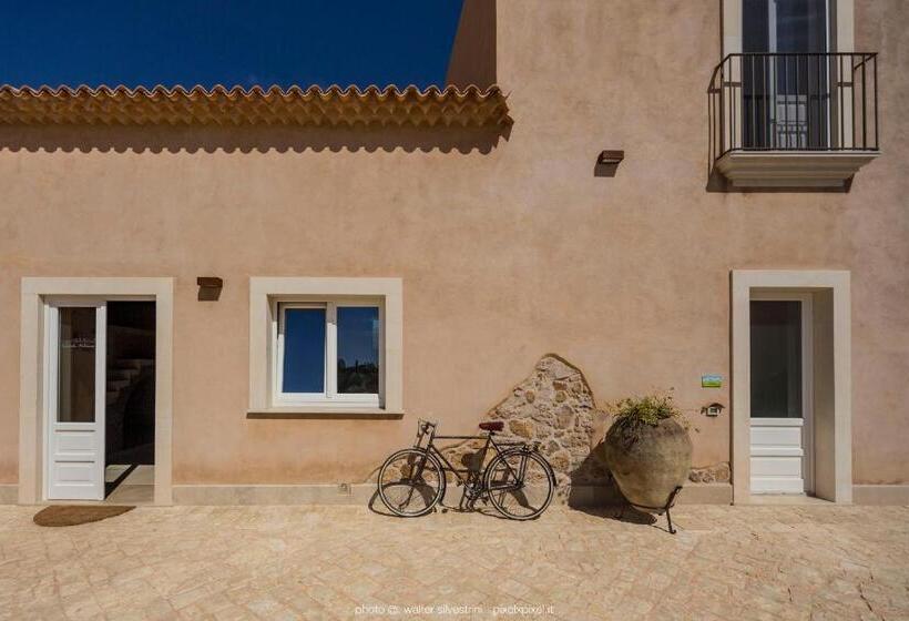 פונדק Casale Milocca