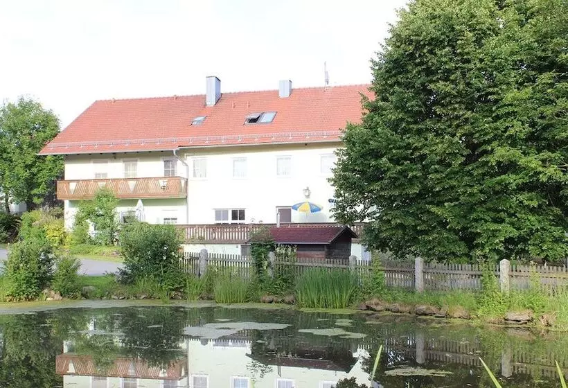 Hotelli Zur Waldesruh