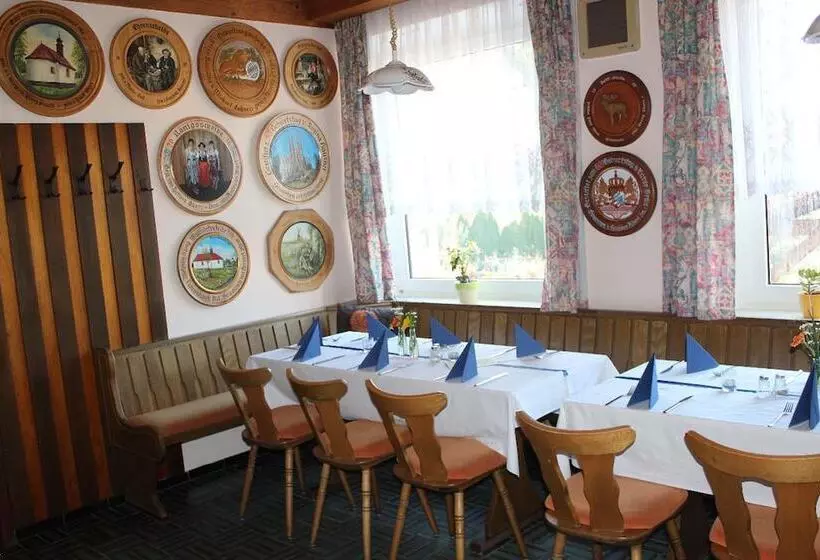 Hotelli Zur Waldesruh