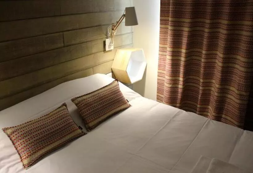 Hotelli Logis Hôtel & Restaurant Le Cadet De Gascogne