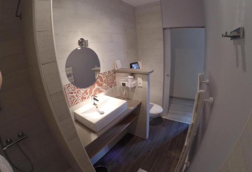 Отель Logis Hôtel & Restaurant Le Cadet De Gascogne