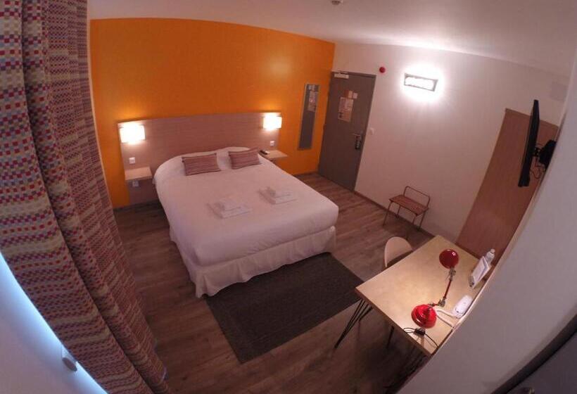 Отель Logis Hôtel & Restaurant Le Cadet De Gascogne