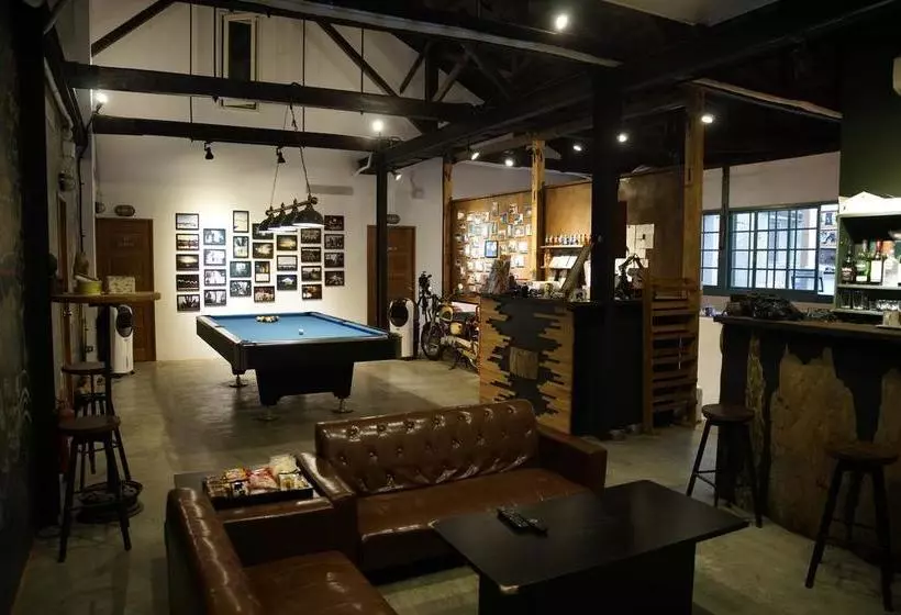 Pisces Youth Hostel