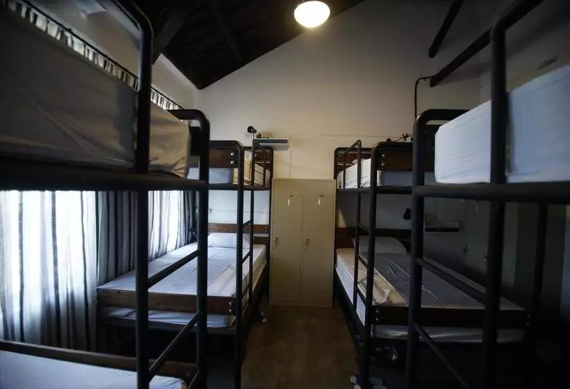 Pisces Youth Hostel