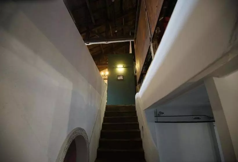 Pisces Youth Hostel