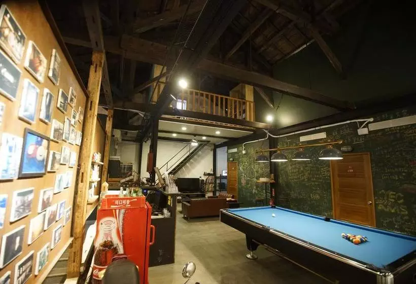 Pisces Youth Hostel