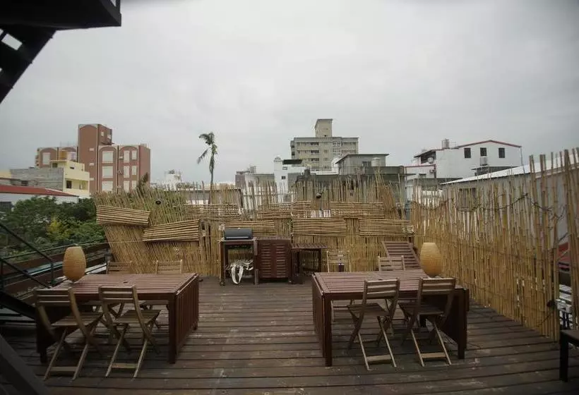 Pisces Youth Hostel