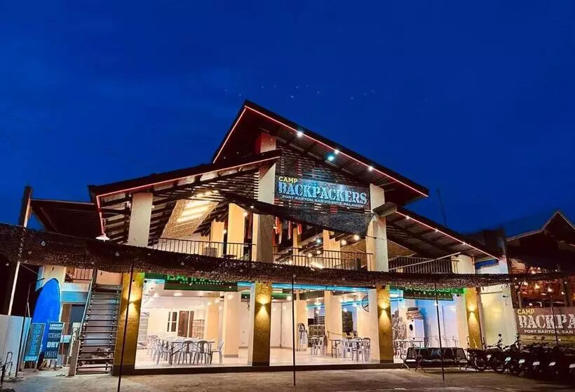 ユースホステル Camp Backpackers Port Barton