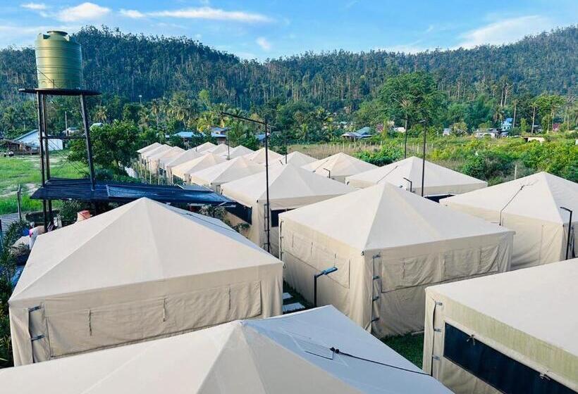 Hospedaria Camp Backpackers Port Barton