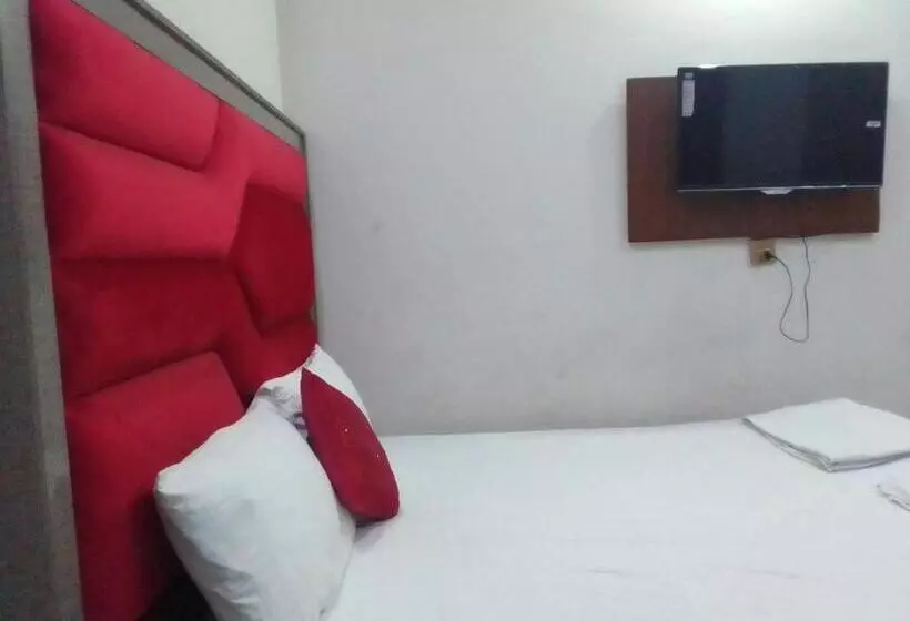 هاستل Dove Inn Hotel Wahdat Road