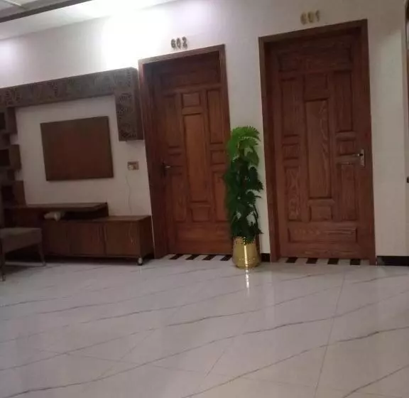 هاستل Dove Inn Hotel Wahdat Road