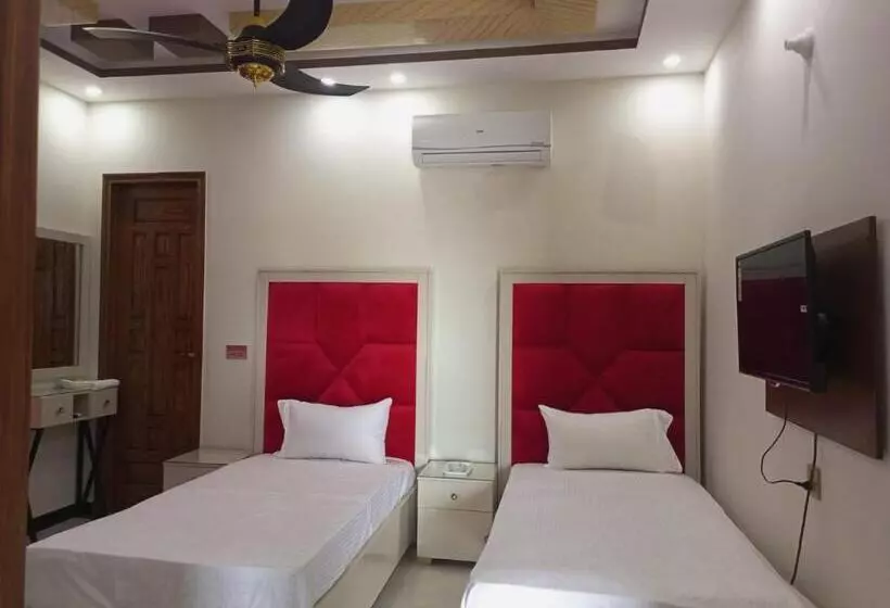 هاستل Dove Inn Hotel Wahdat Road