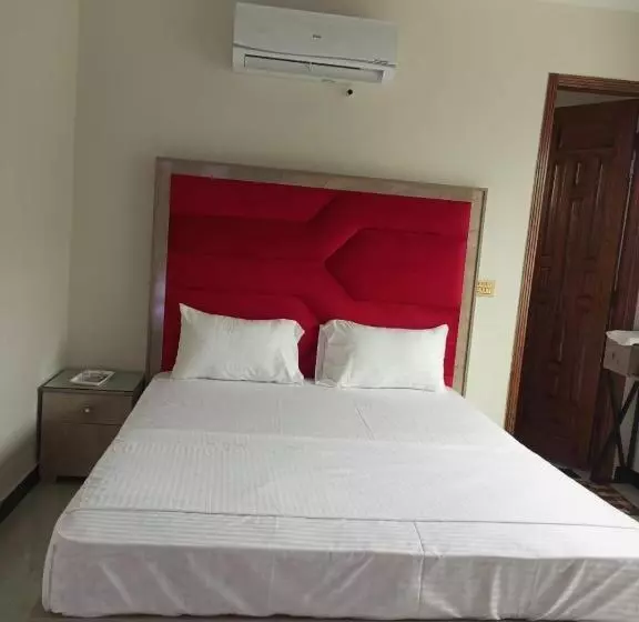 هاستل Dove Inn Hotel Wahdat Road