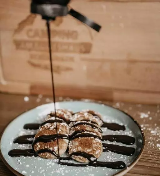 Aamiaismajoitus (B&B) Stern Kuppelzelt