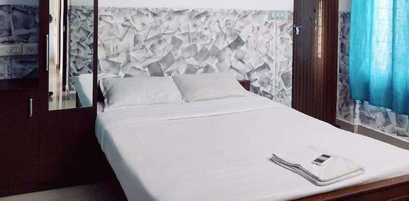 Hôtel Fabexpress Aabriz Residency