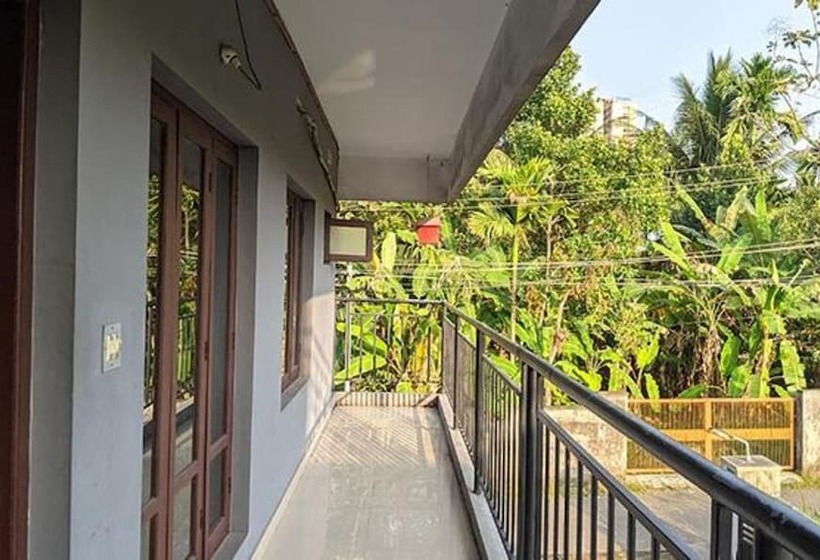 Hôtel Fabexpress Aabriz Residency