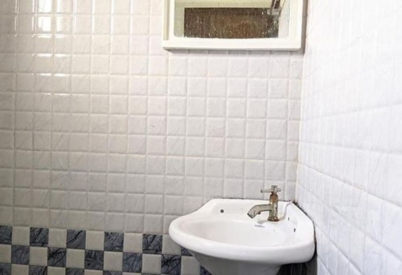 Hôtel Fabexpress Aabriz Residency