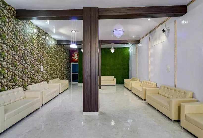 Hotelli Flagship The Royal Guest House
