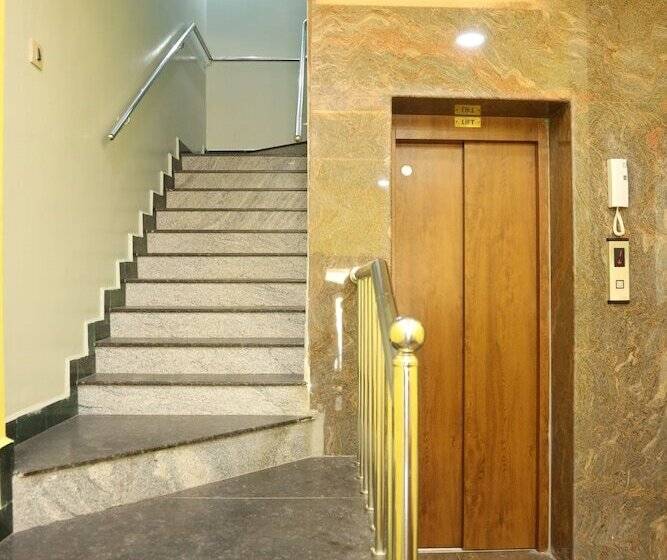 فندق Martine S Residency