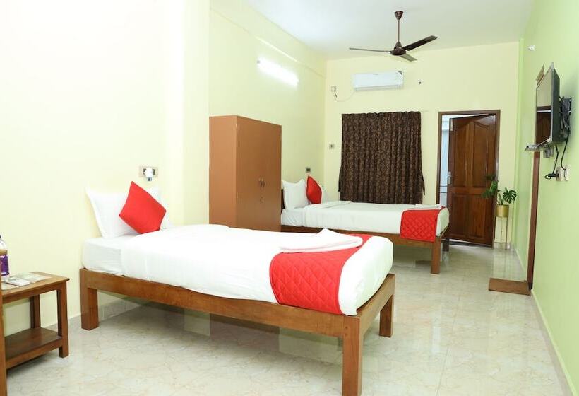 فندق Martine S Residency