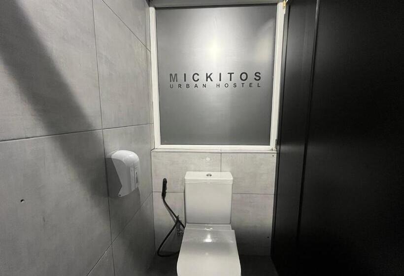 Mickitos Urban Hostel