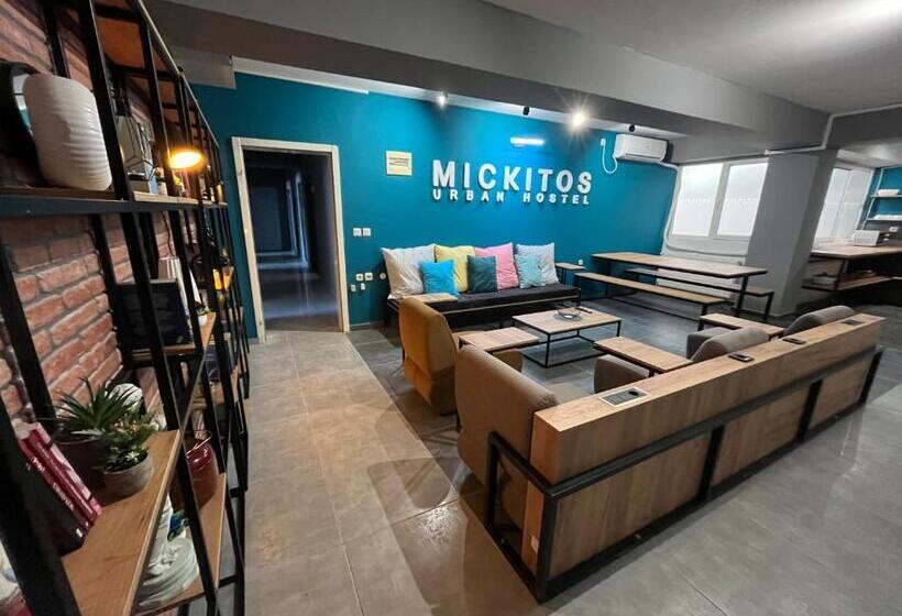 Mickitos Urban Hostel