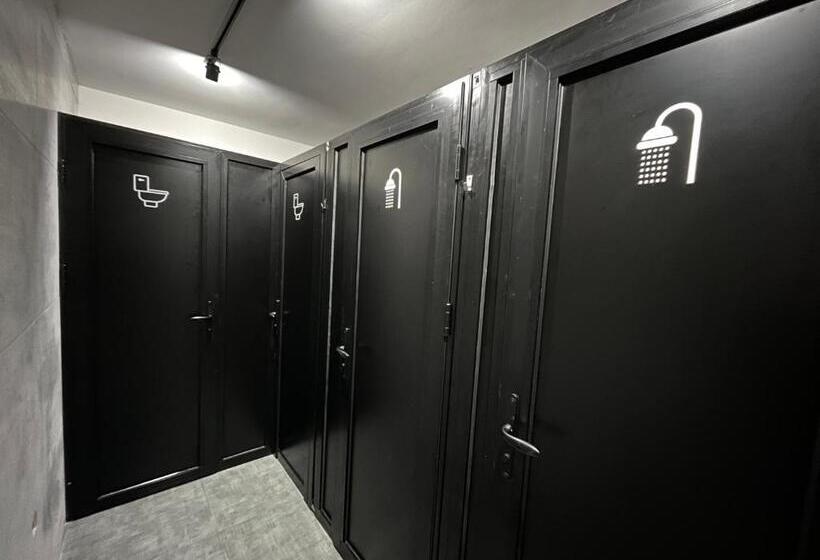 Mickitos Urban Hostel