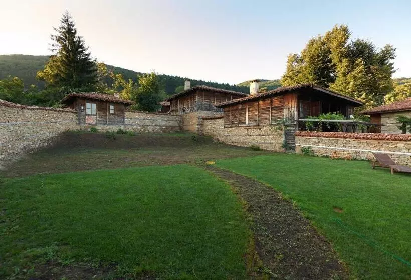 Majatalo Guest House Dimcho Kehaia S Cafe