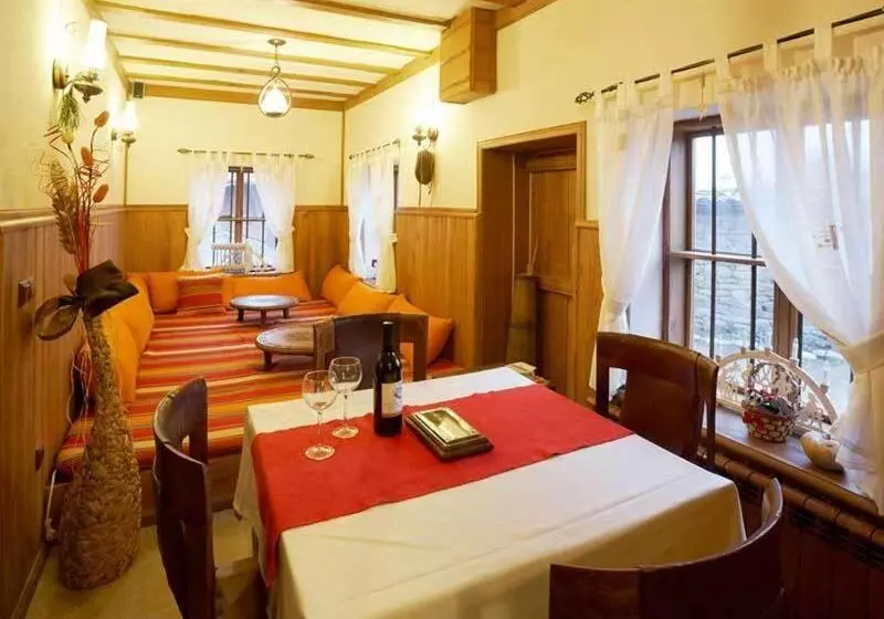 Majatalo Guest House Dimcho Kehaia S Cafe