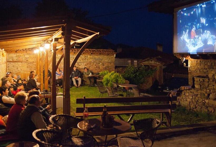 ペンション Guest House Dimcho Kehaia S Cafe