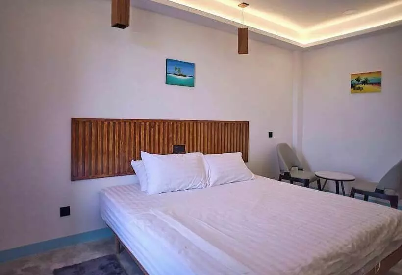 پانسیون Silver County Fuvahmulah