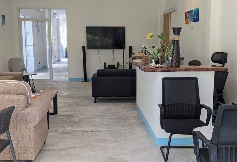 پانسیون Silver County Fuvahmulah